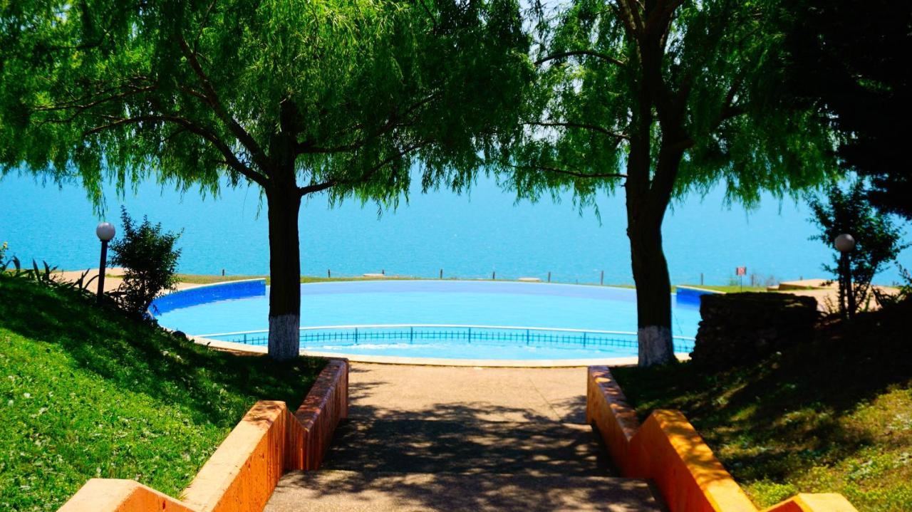 Морски Апартаменти Джулай Морнинг - July Morning Sea View Apartments 카바르나 외부 사진