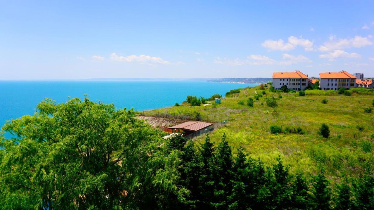 Морски Апартаменти Джулай Морнинг - July Morning Sea View Apartments 카바르나 외부 사진