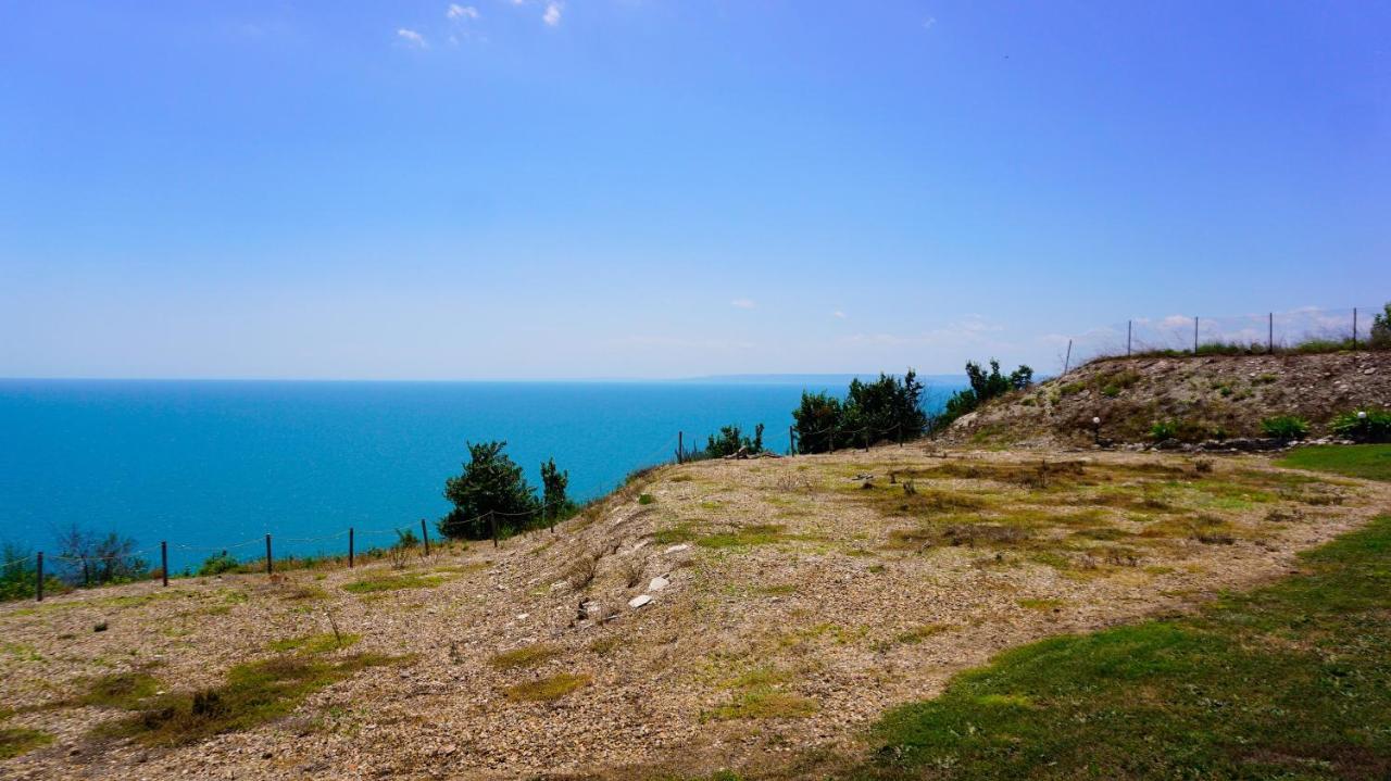 Морски Апартаменти Джулай Морнинг - July Morning Sea View Apartments 카바르나 외부 사진