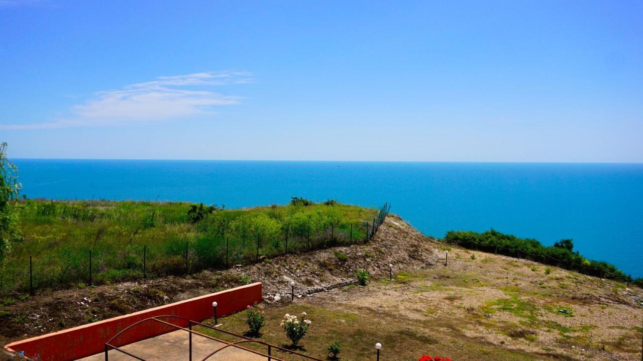 Морски Апартаменти Джулай Морнинг - July Morning Sea View Apartments 카바르나 외부 사진
