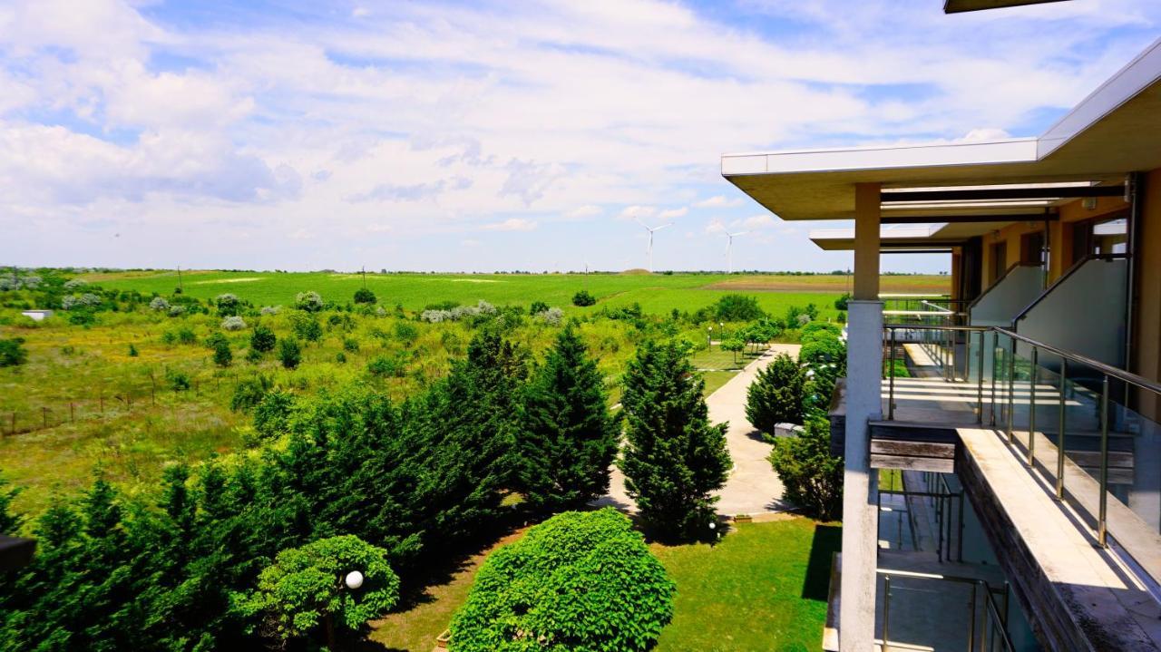 Морски Апартаменти Джулай Морнинг - July Morning Sea View Apartments 카바르나 외부 사진