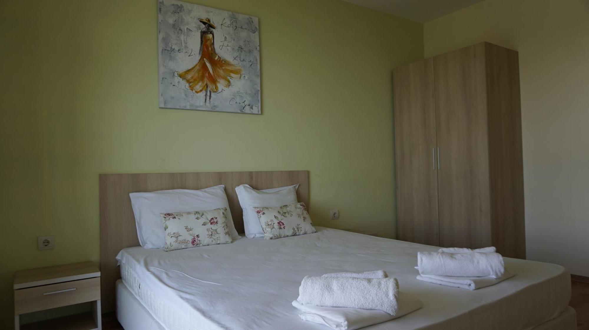 Морски Апартаменти Джулай Морнинг - July Morning Sea View Apartments 카바르나 객실 사진