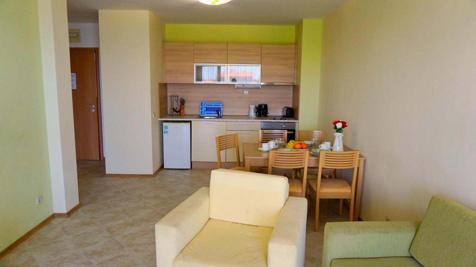 Морски Апартаменти Джулай Морнинг - July Morning Sea View Apartments 카바르나 객실 사진
