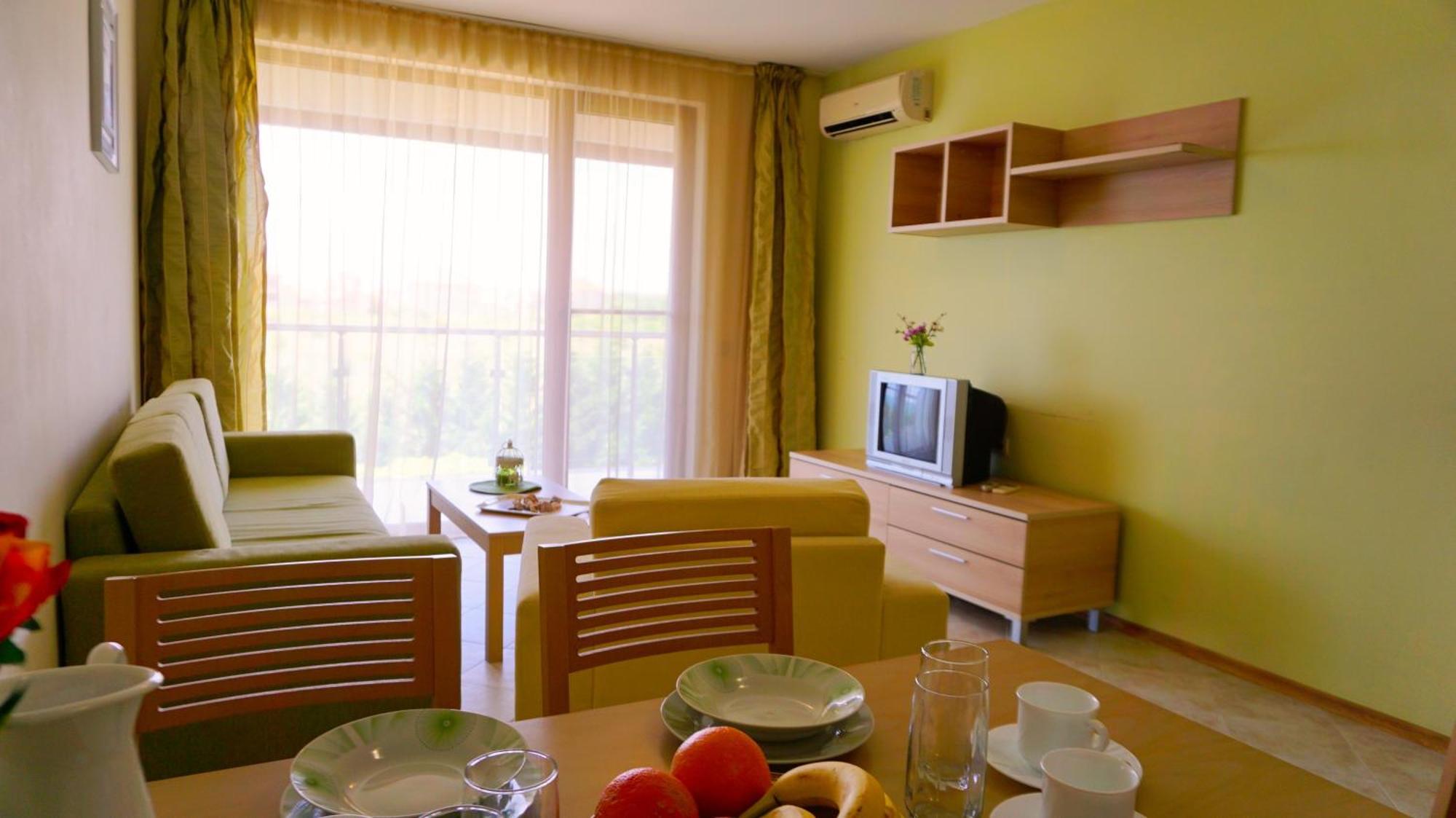 Морски Апартаменти Джулай Морнинг - July Morning Sea View Apartments 카바르나 객실 사진